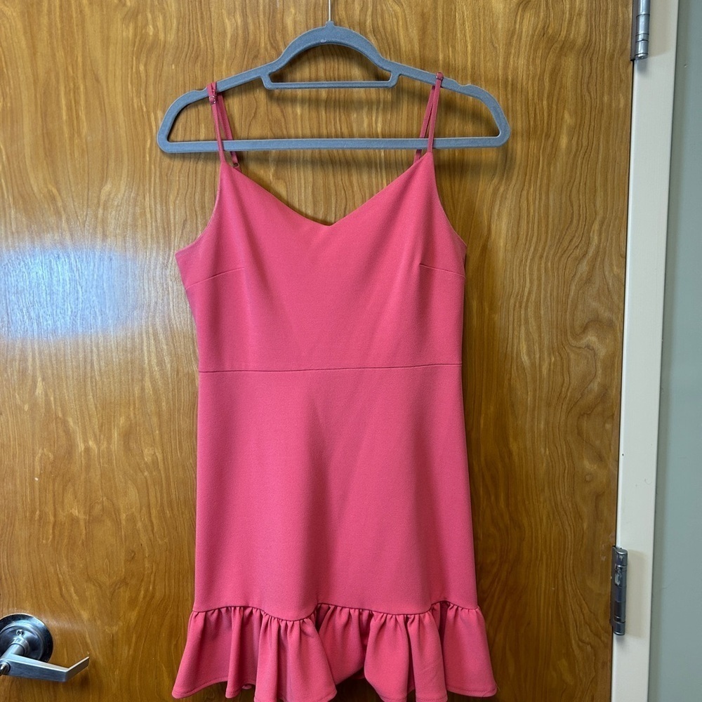 Chic Pink Spaghetti Strap Dress
